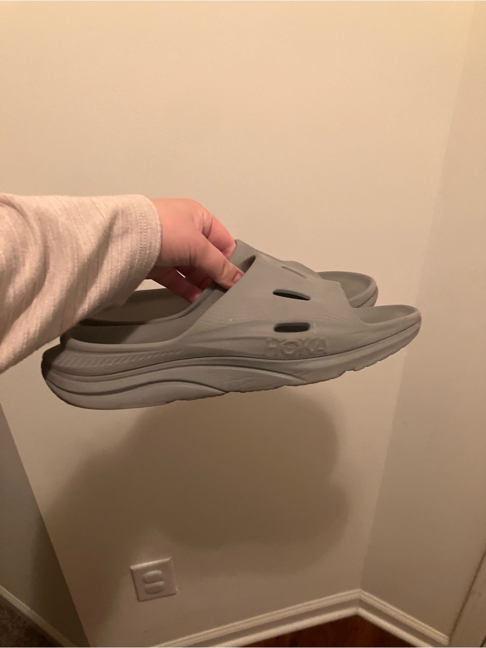 Hoka Men's Light Gray Slide Sandals